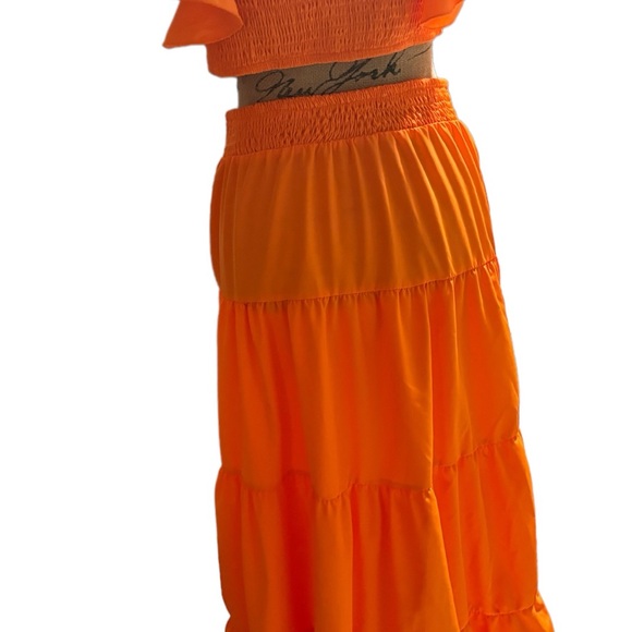 AFEWGKID
Women's Trendy Mid Waist Sling Swing Skirt Set Size |M|NEW!! - Picture 5 of 16